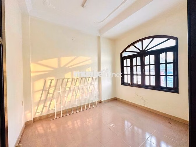 🛑CHO THUÊ NGUYÊN CĂN GÓC 2 MT QUANG TRUNG🛑8x22m NỞ HẬU 16M -TRỆT 2 LẦU