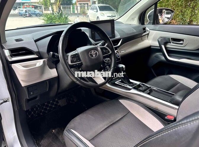 Toyota Veloz Cross 2022 Bạc Tự động 40.000km