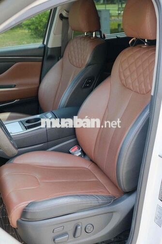 Hyundai SantaFe dầu Premium 2022 .