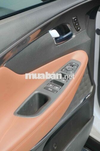 Hyundai SantaFe dầu Premium 2022 .