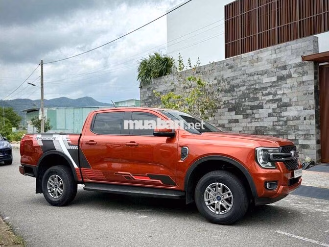 Ford Ranger XLS 2024 Lướt ( Xe đẹp không Lỗi ) ✅✅