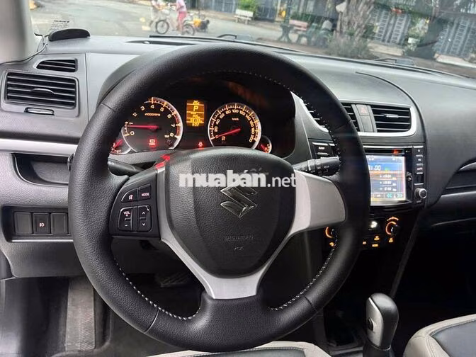 Suzuki Swift Hatchback 1.4 AT 2014 Trắng