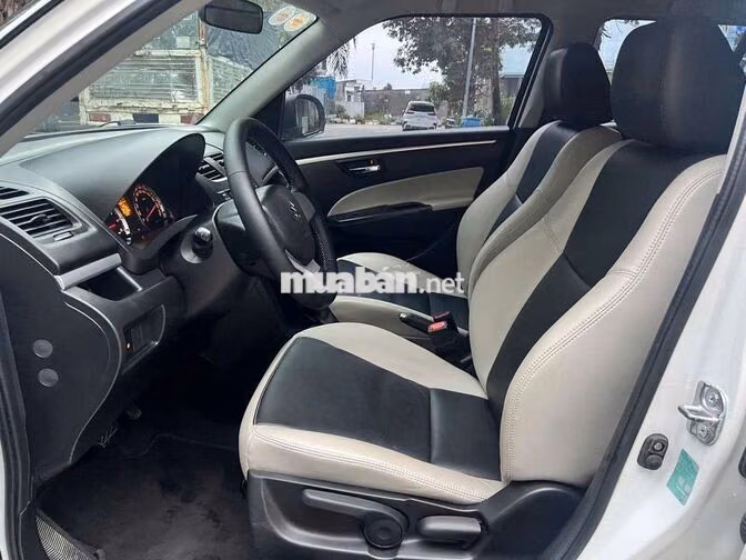 Suzuki Swift Hatchback 1.4 AT 2014 Trắng