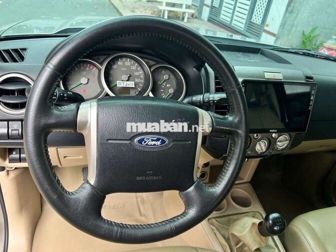 Bán Ford Everest 2007MT 7 Chổ Rộng Rãi