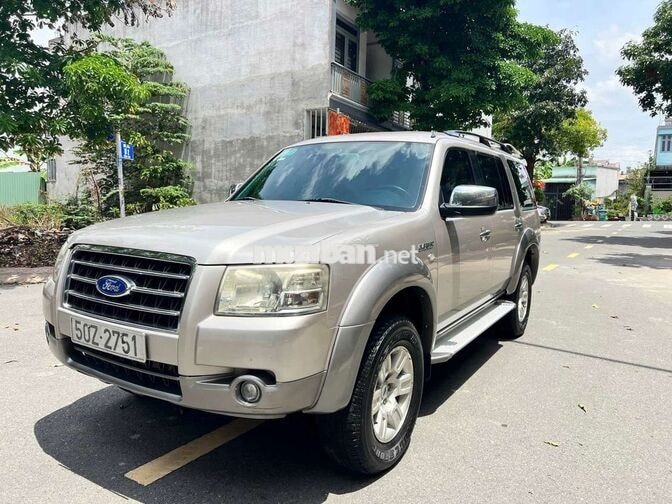 Bán Ford Everest 2007MT 7 Chổ Rộng Rãi