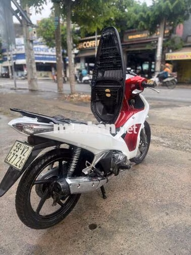Honda Future 2015 Trắng đỏ Việt Nam