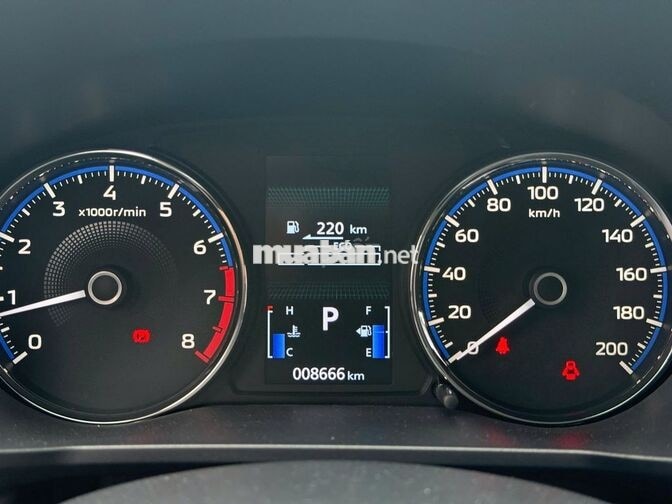 Mitsubishi Xpander Premium 2024 10.000km Trắng