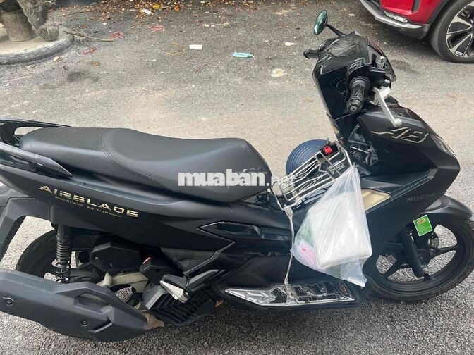 Honda Air Blade 2023 4 val Đen nhám