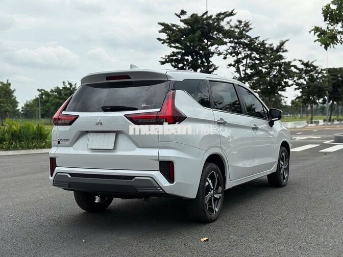 Mitsubishi Xpander Premium 2024 10.000km Trắng