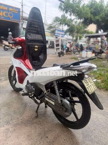 Honda Future 2015 Trắng đỏ Việt Nam