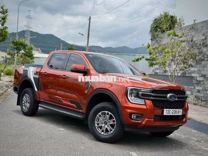 Ford Ranger XLS 2024 Lướt ( Xe đẹp không Lỗi ) ✅✅