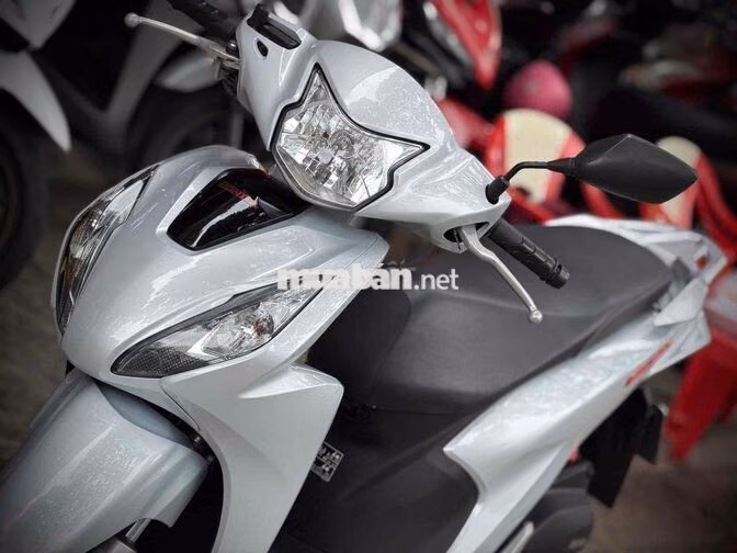 Honda Vision Sport 2023 Bạc Porsche Chính Chủ Ký