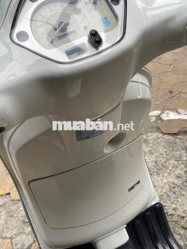 Piaggio Vespa LX 125 2011 Trắng . Bstp