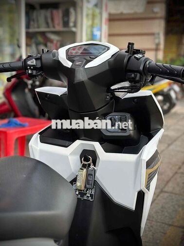 Honda Vario 125 2024 Trắng Smartkey Lướt