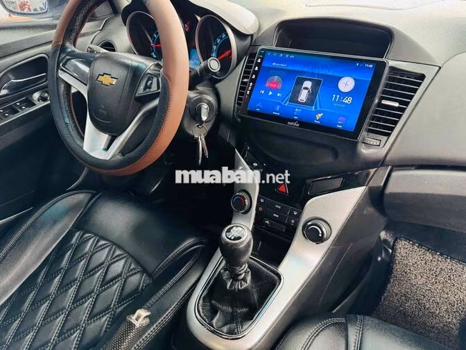 Chevrolet Cruze 2017 Trắng 5 chỗ