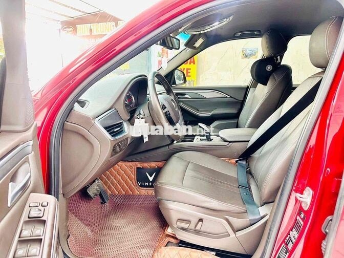 Vinfast Lux SA 2019 80000 km Đỏ