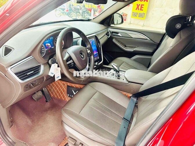 Vinfast Lux SA 2019 80000 km Đỏ