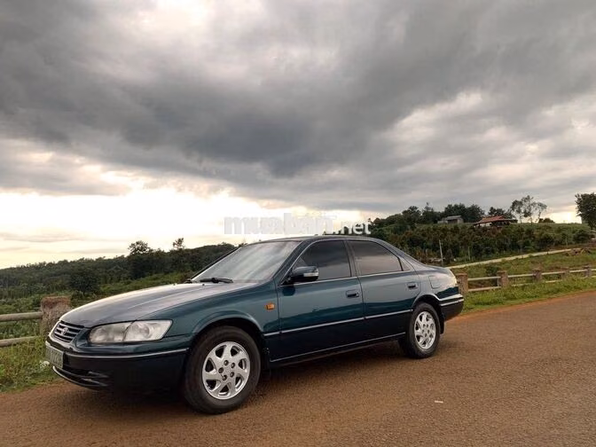 Toyota Camry 1998 Xanh