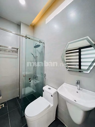 Bán Nhà riêng 49m2 giá 5.5 tỷ tại Phan Đăng Lưu Phú Nhuận. SHR 