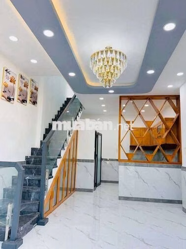 Nhà bà điểm mới hoàn thiện cao cấp sổ hồng
