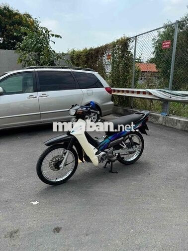 Yamaha YASS 110 Đen, Trắng
