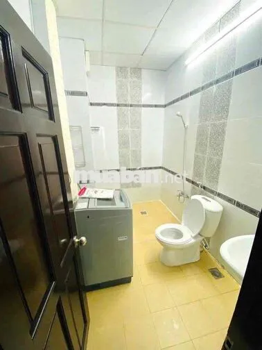 CHO THUÊ STUDIO TÁCH BẾP BAN CÔNG FULL NỘI THẤT NGAY TRUNG TÂM QUẬN 1