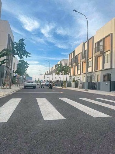 Cho thuê nhà 3PN 3WC TP Mới Bình Dương nội thất đầy đủ