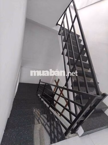 Cho thuê nhà Unitown TP mới Bình Dương 120m2 5PN full nội thất