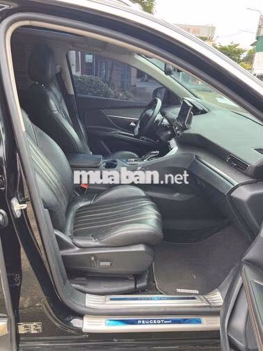 Peugeot 5008 2022 Pháp 7 chỗ