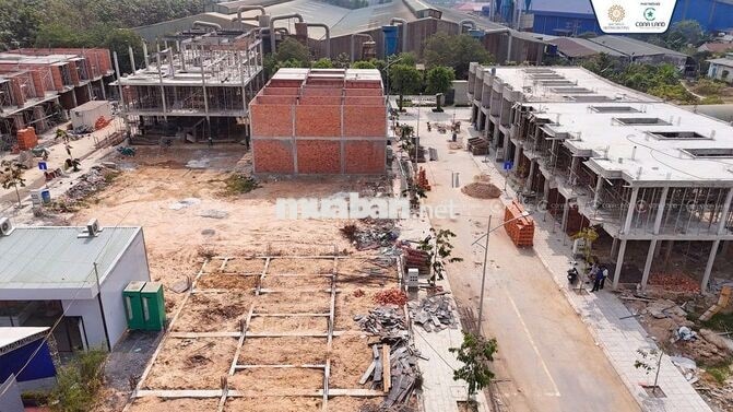 *NHÀ PHỐ HƯỚNG DƯƠNG – 3 PHÒNG NGỦ – GIÁ CHỈ 2,5 TỶ**