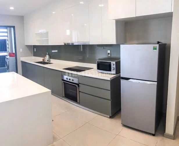 Chung cư Hoa Sen-Lạc Long Quân 3PN Full NT, Ban công rộng giá 14 tr/th