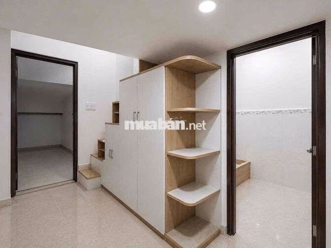 Duplex Gác cao 2m có 2 chổ ngủ Full Nội thất trống sẵn