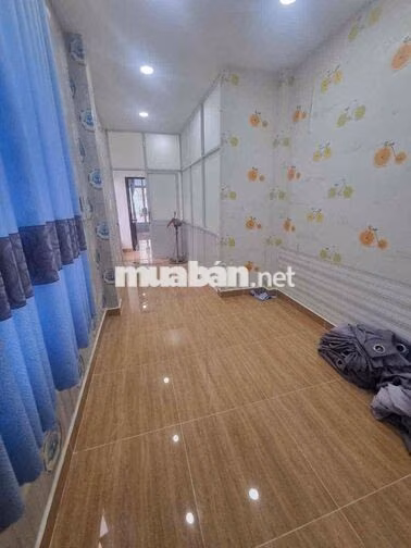 Nguyên căn 3pn 3wc hẻm Võ Văn Kiệt, Q1 1tr2l