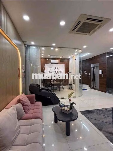 🏡CHO THUÊ TOÀ NHÀ MT HỒ BIỂU CHÁNH QUẬN PHÚ NHUẬN🏡