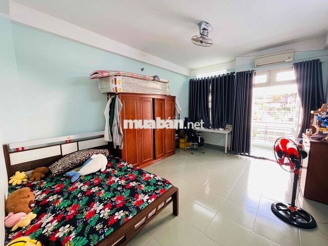 Bán nhà hẻm xe tải 4tầng 90m2 ( 5.3 x 17 ), 11,2 tỷ, Thoại Ngọc Hầu TP