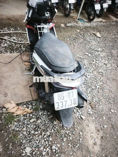 Honda AB lên áo thái