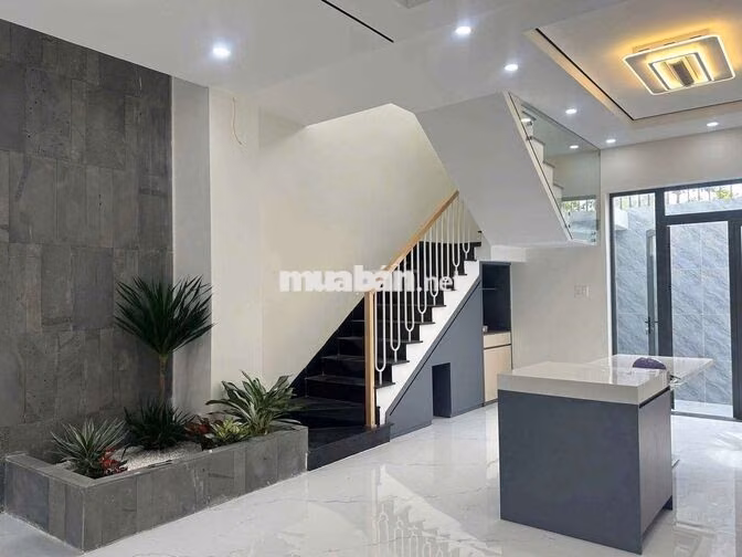 10,8 tỷ Nhà mặt tiền đường Bùi Phùng- VCN Phước Hải
