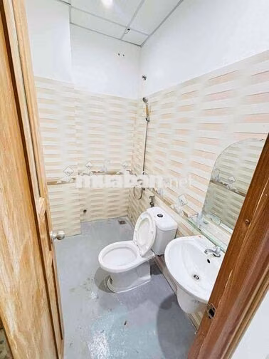 CHO THUÊ NHÀ 3 TẦNG NGUYỄN CÔNG TRỨ