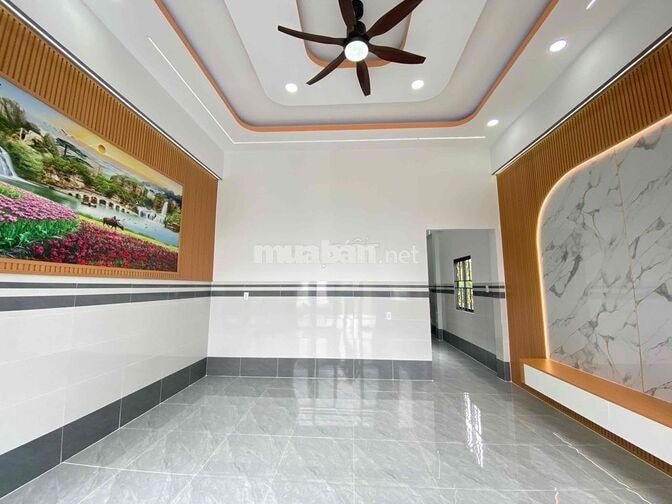 bán gấp căn nhà Ngay cầu lớn hooc môn :140m2 thổ cư - shr giá 1ty850
