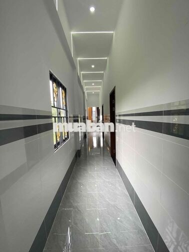 bán gấp căn nhà Ngay cầu lớn hooc môn :140m2 thổ cư - shr giá 1ty850