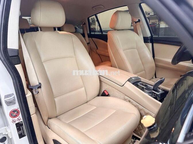 BMW 528i GT 2018 Trắng 39000