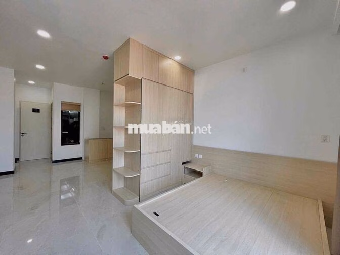 STUDIO BAN CÔNG THOÁNG - TÔ KÝ -  ĐẦY ĐỦ NỘI THẤT - ĐH GTVT