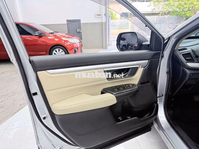 Honda CR-V 1.5 Turbo 2019 7 chỗ Bạc