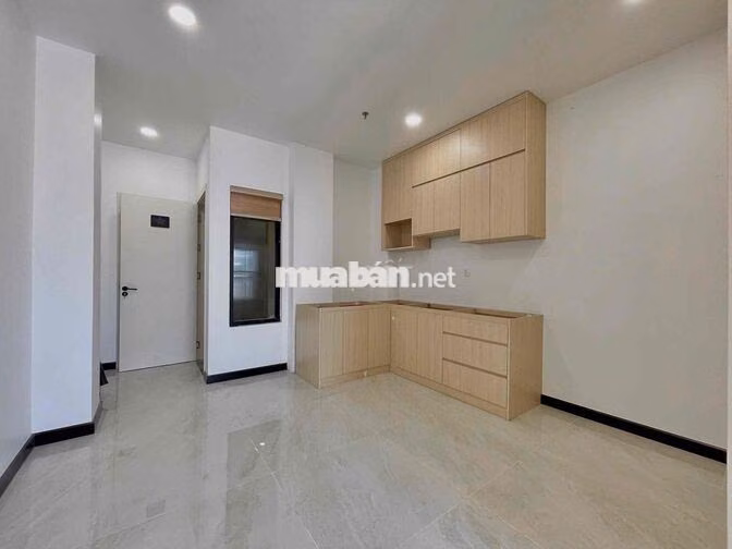 STUDIO BAN CÔNG THOÁNG - TÔ KÝ -  ĐẦY ĐỦ NỘI THẤT - ĐH GTVT