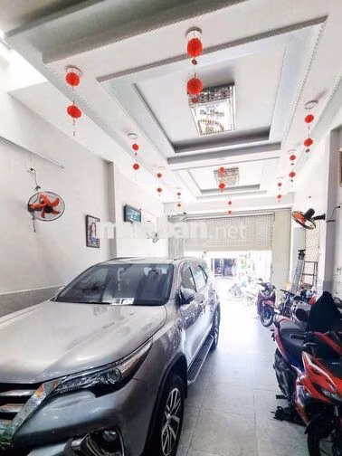 Hẻm 8m, Quang Trung, 62m2, 4 tầng, 4pn, giá nhỉnh 9t xíu