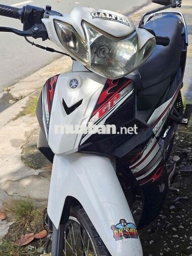 Yamaha GP Edition 50cc Trắng đen