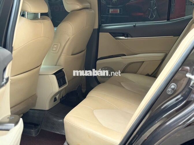 Camry 2.5Q 2019 - HT Bank 60% - Giá Còn Giảm
