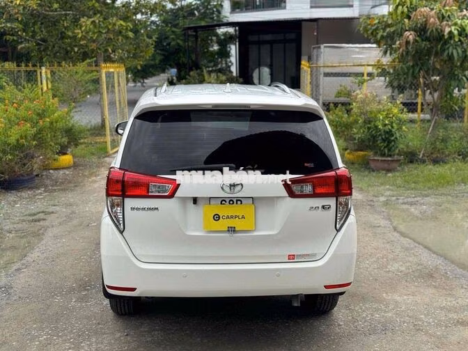 Toyota Innova 2.0G AT 2018 Trắng Tự động