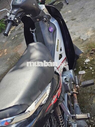 Yamaha GP Edition 50cc Trắng đen