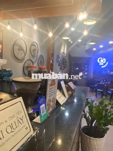Gờ cafe tuyển phục vụ ca sáng